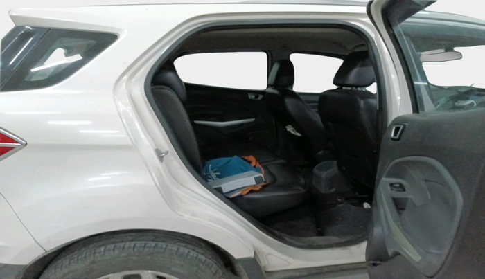 2014 Ford Ecosport TITANIUM 1.5L DIESEL, Diesel, Manual, 1,18,720 km, interior