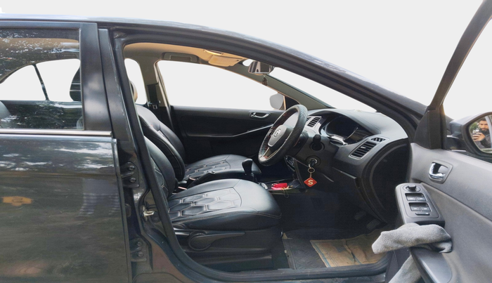 2015 Tata Bolt XT REVOTRON, Petrol, Manual, 56,886 km, interior