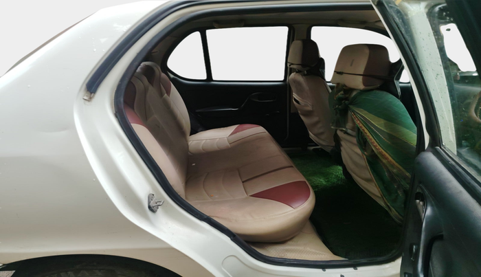 2016 Tata Indigo ECS LS TDI, Diesel, Manual, 1,33,740 km, interior