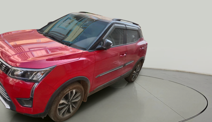 2021 Mahindra XUV300 W8 (O) 1.5 DIESEL AMT, Diesel, Automatic, 1,38,214 km, exterior