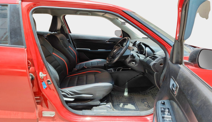 2018 Maruti Swift VXI AMT, Petrol, Automatic, 1,10,703 km, interior