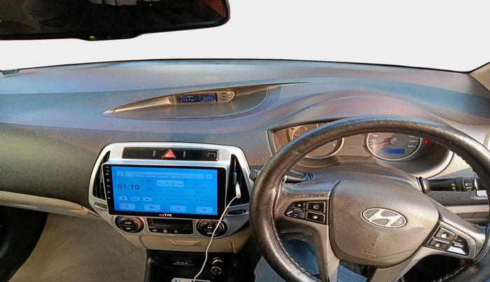 2013 Hyundai i20 SPORTZ 1.4 CRDI, Diesel, Manual, 1,21,366 km, interior