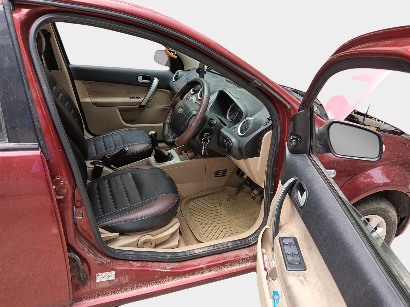 2014 Ford Classic 1.4 TITANIUM DIESEL, Diesel, Manual, 2,04,203 km, interior