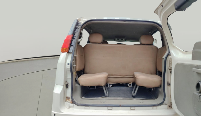 2013 Mahindra Quanto C6, Diesel, Manual, 1,12,294 km, exterior