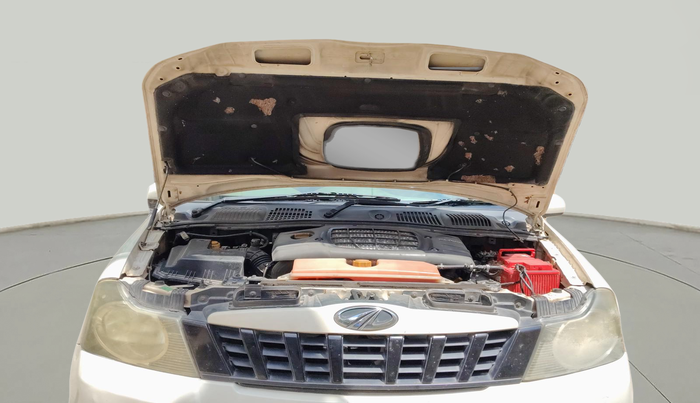 2013 Mahindra Quanto C6, Diesel, Manual, 1,12,294 km, exterior