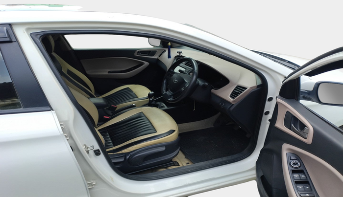2017 Hyundai Elite i20 ASTA 1.2 (O), Petrol, Manual, 1,25,350 km, interior