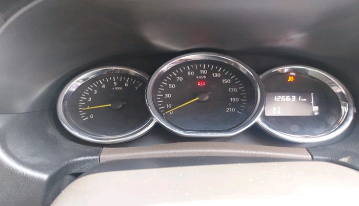 2018 Renault Duster 110 PS RXZ 4X2 AMT DIESEL, Diesel, Automatic, 1,26,631 km, interior