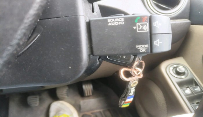 2018 Renault Duster 85 PS RXZ DIESEL, Diesel, Manual, 1,04,207 km, interior