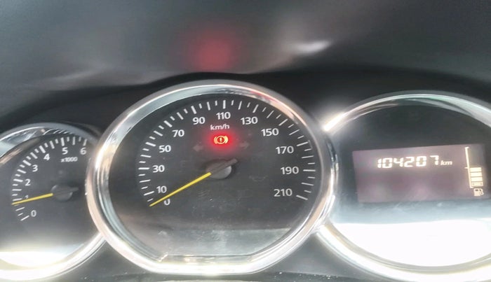 2018 Renault Duster 85 PS RXZ DIESEL, Diesel, Manual, 1,04,207 km, interior