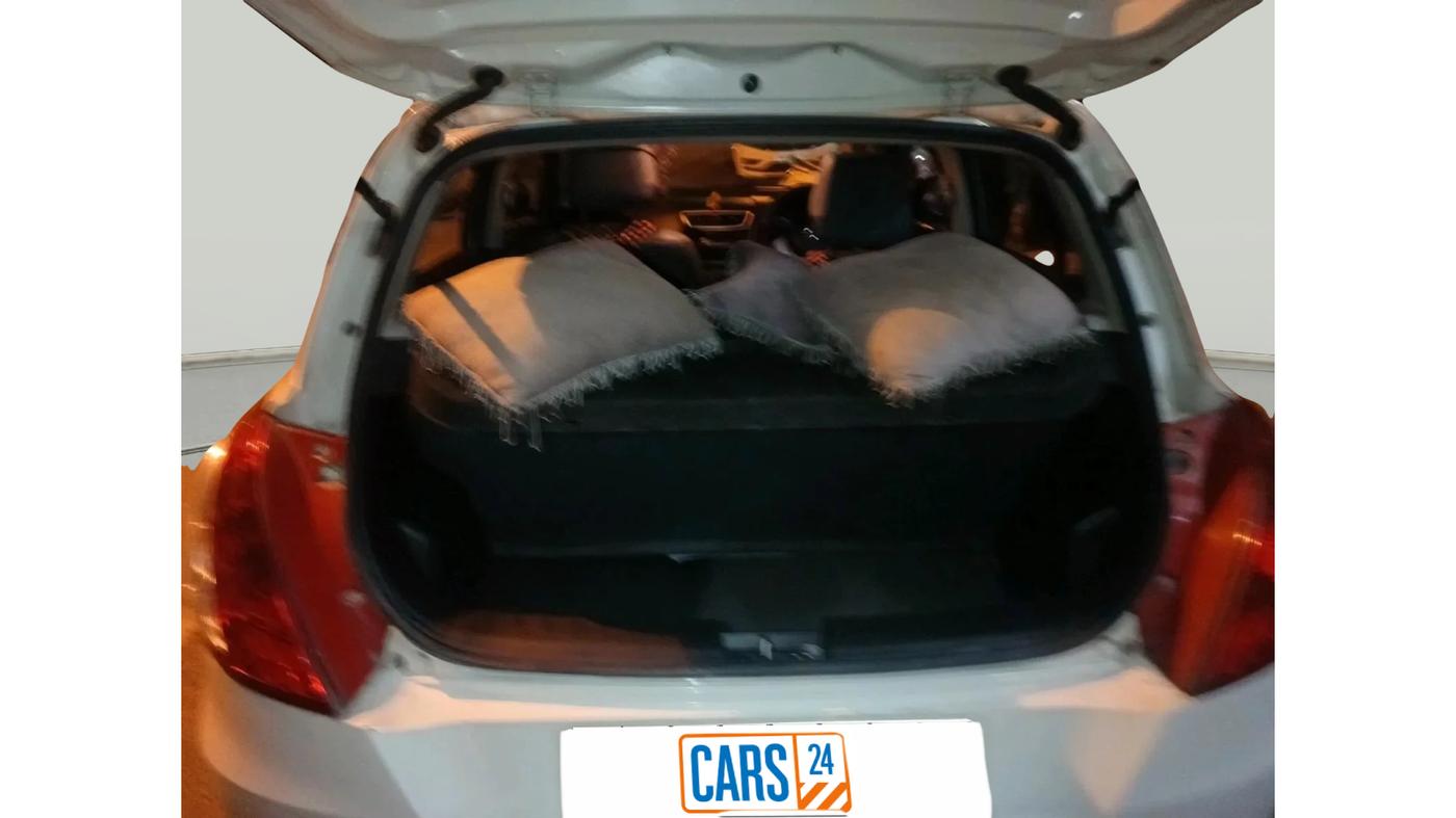 2014 Maruti Swift VXI, Petrol, Manual, 51,284 km, exterior