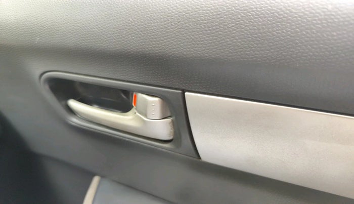 2010 Maruti Swift Dzire VXI, Petrol, Manual, 92,377 km, interior