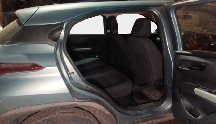 2024 Tata PUNCH ADVENTURE RHYTHM PACK MT, Petrol, Manual, 26,600 km, interior