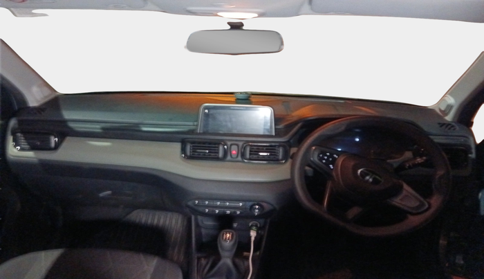 2024 Tata PUNCH ADVENTURE RHYTHM PACK MT, Petrol, Manual, 26,600 km, interior