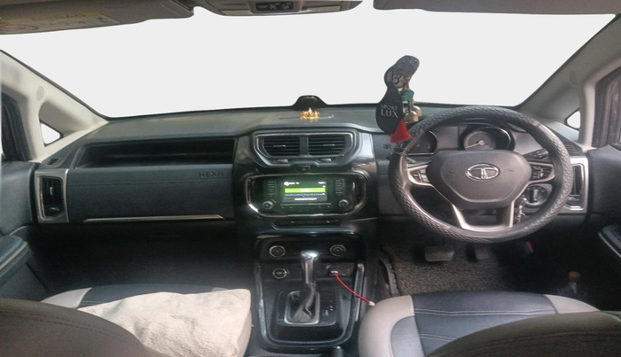 2017 Tata Hexa XTA 4X2 7 STR, Diesel, Automatic, 1,96,138 km, interior