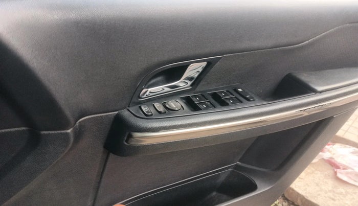 2017 Tata Hexa XTA 4X2 7 STR, Diesel, Automatic, 1,96,138 km, interior