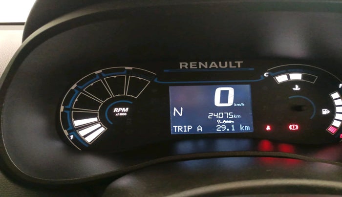 2023 Renault Kwid RXT 1.0 AMT, Petrol, Automatic, 24,075 km, interior