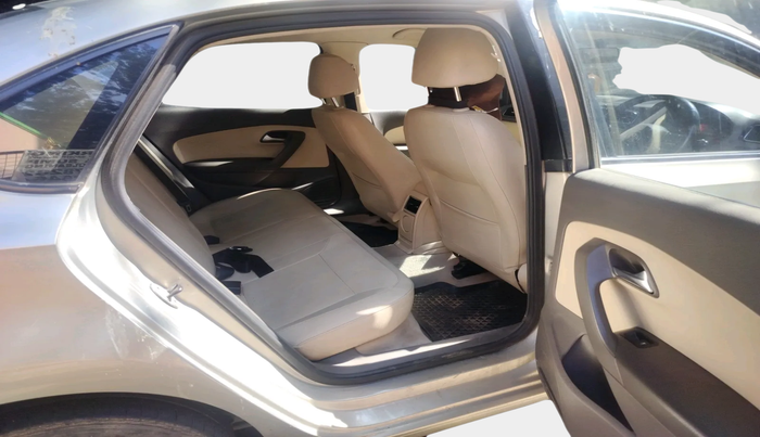 2013 Volkswagen Vento HIGHLINE DIESEL 1.6, Diesel, Manual, 1,31,257 km, interior