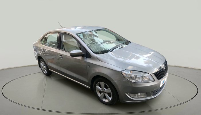 2015 Skoda Rapid 1.5 TDI CR ELEGANCE PLUS AT, Diesel, Automatic, 1,79,215 km, exterior