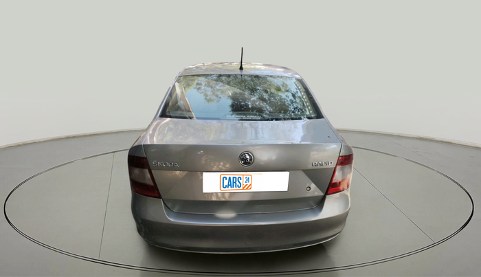 2015 Skoda Rapid 1.5 TDI CR ELEGANCE PLUS AT, Diesel, Automatic, 1,79,215 km, exterior