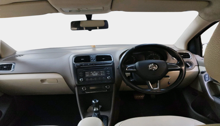 2015 Skoda Rapid 1.5 TDI CR ELEGANCE PLUS AT, Diesel, Automatic, 1,79,215 km, interior