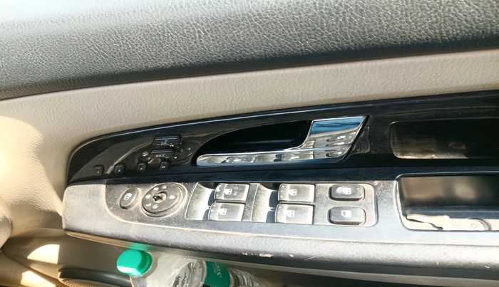 2012 Ssangyong Rexton RX7, Diesel, Automatic, 87,080 km, interior