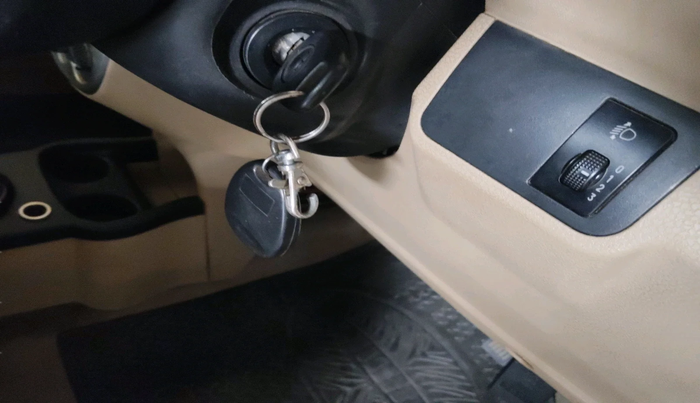 2011 Chevrolet Spark LT 1.0, Petrol, Manual, 57,376 km, interior