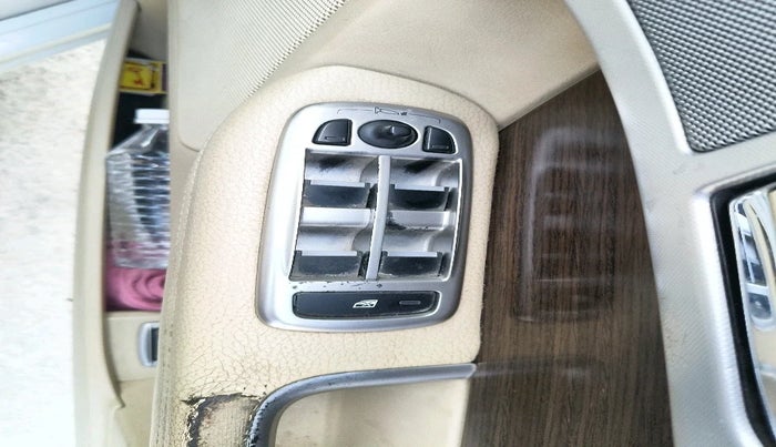 2013 Jaguar XF 2.2 DIESEL LUXURY, Diesel, Automatic, 88,696 km, interior