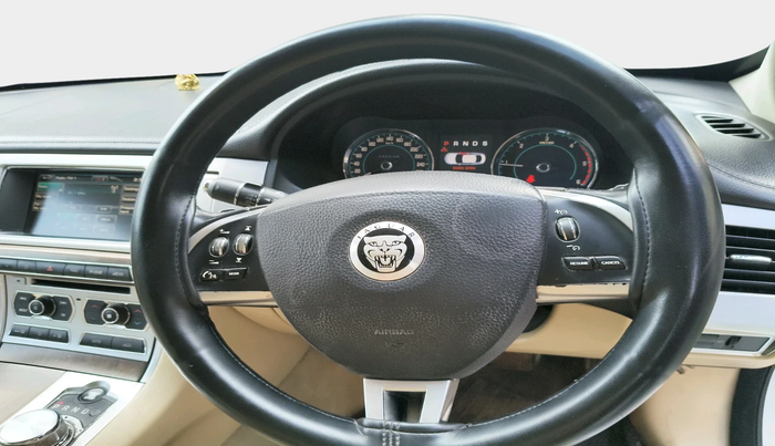 2013 Jaguar XF 2.2 DIESEL LUXURY, Diesel, Automatic, 88,696 km, interior