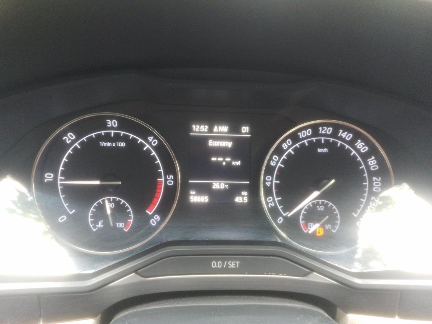 2017 Skoda Superb STYLE 2.0 TDI AT, Diesel, Automatic, 58,800 km, interior