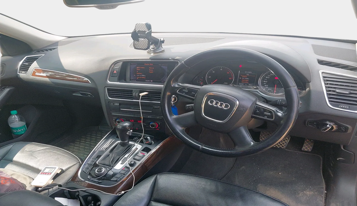 2012 Audi Q5 2.0 TDI QUATTRO, Diesel, Automatic, 2,82,207 km, interior