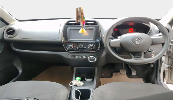 2016 Renault Kwid RXT 1.0 AMT, Petrol, Automatic, 17,898 km, interior