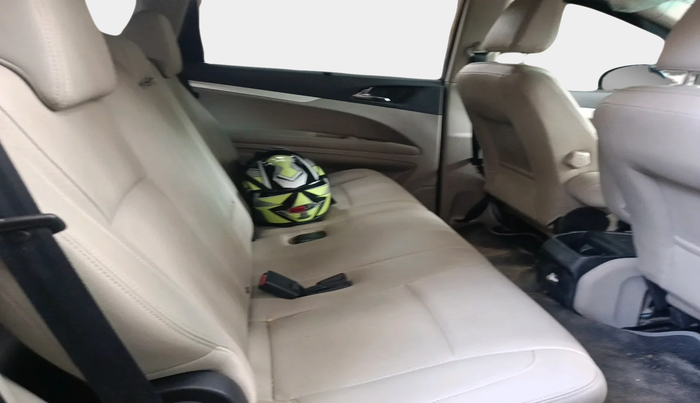 2019 Mahindra MARAZZO M8 8 STR, Diesel, Manual, 1,18,626 km, interior