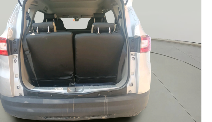 2022 Renault TRIBER RXL MT, Petrol, Manual, 27,139 km, exterior