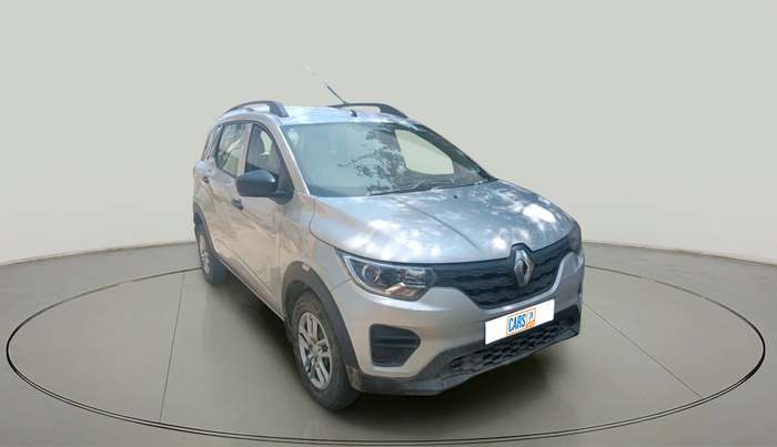 2022 Renault TRIBER RXL MT, Petrol, Manual, 27,139 km, exterior