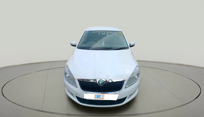 2014 Skoda Rapid AMBITION 1.6 TDI CR MT PLUS, Diesel, Manual, 97,984 km, exterior