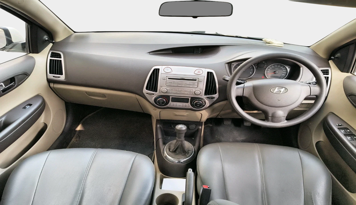 2011 Hyundai i20 MAGNA 1.2, Petrol, Manual, 33,027 km, interior