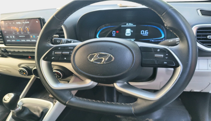 2022 Hyundai VENUE SX 1.2 PETROL, Petrol, Manual, 30,354 km, interior