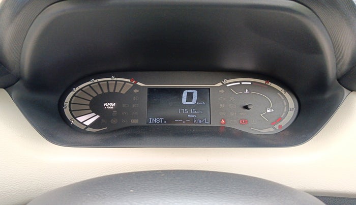 2022 Nissan MAGNITE XL, Petrol, Manual, 17,516 km, interior