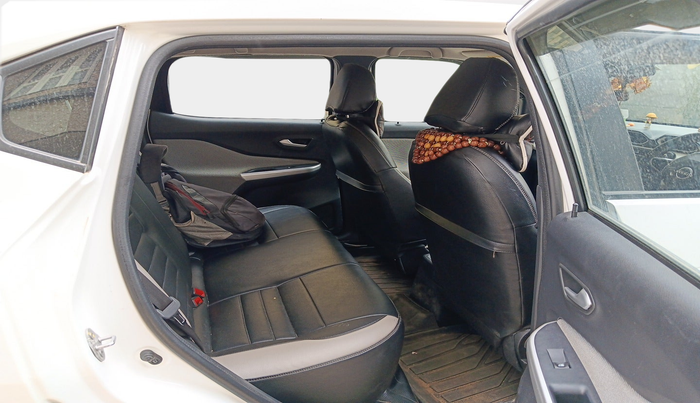 2022 Nissan MAGNITE XL, Petrol, Manual, 17,516 km, interior
