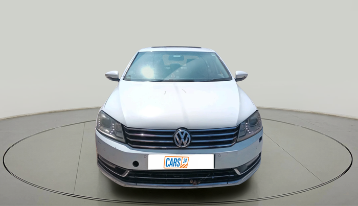2011 Volkswagen Passat COMFORTLINE DSG, Diesel, Automatic, 1,55,715 km, exterior