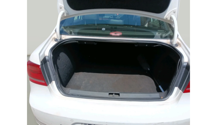 2011 Volkswagen Passat COMFORTLINE DSG, Diesel, Automatic, 1,55,715 km, exterior