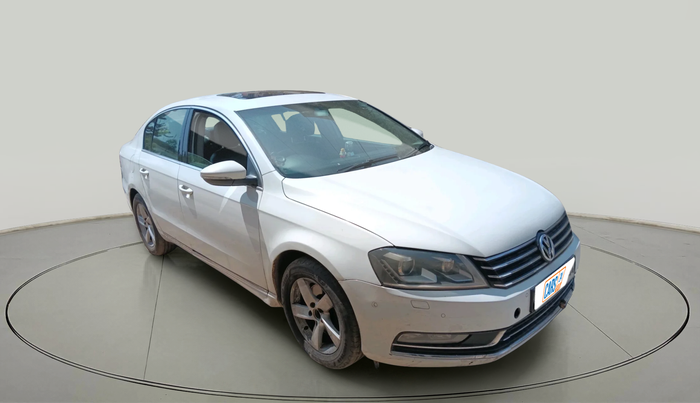 2011 Volkswagen Passat COMFORTLINE DSG, Diesel, Automatic, 1,55,715 km, exterior