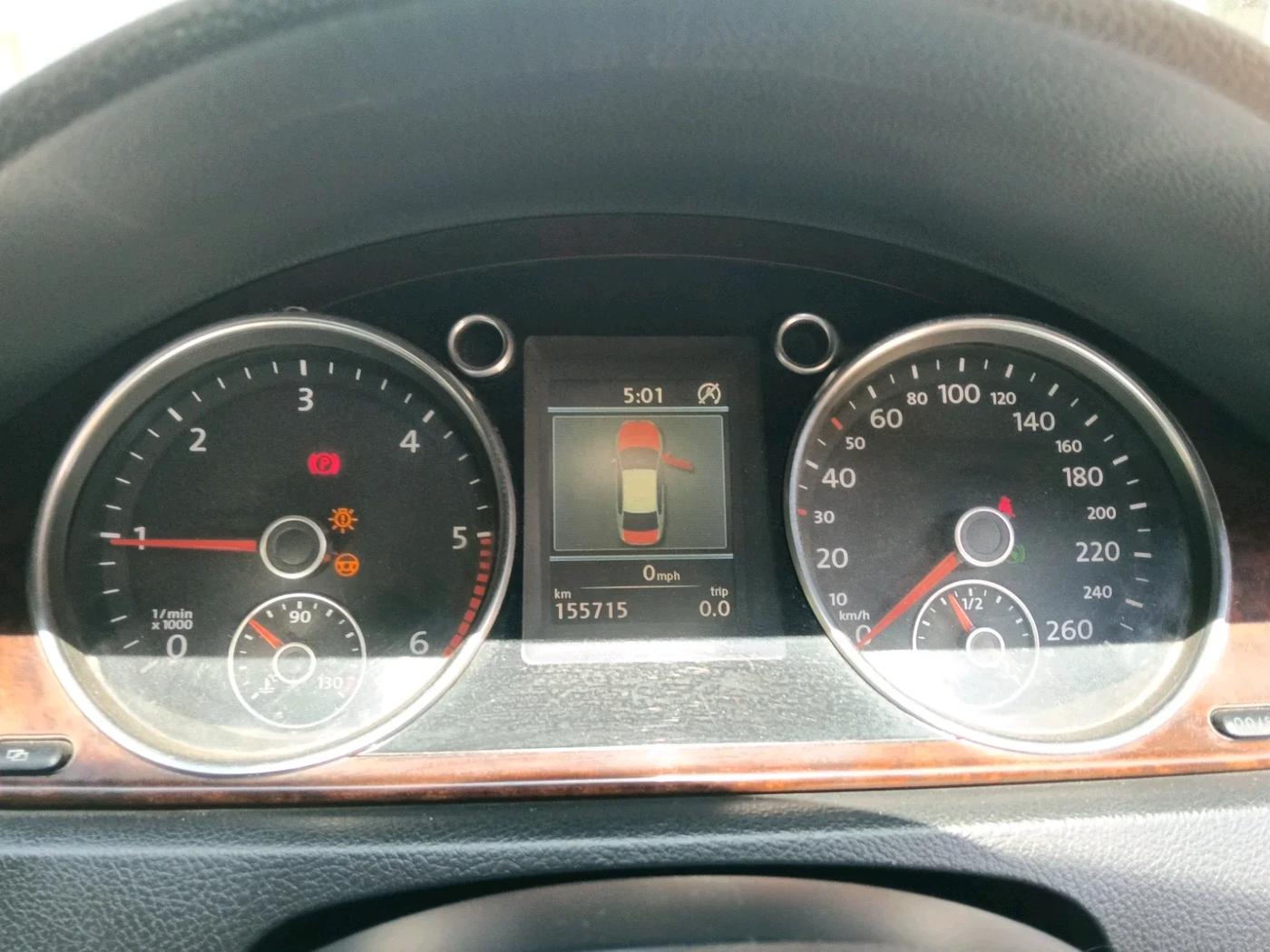 2011 Volkswagen Passat COMFORTLINE DSG, Diesel, Automatic, 1,55,715 km, interior