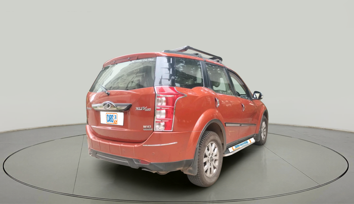 2016 Mahindra XUV500 W10 AT, Diesel, Automatic, 1,15,199 km, exterior