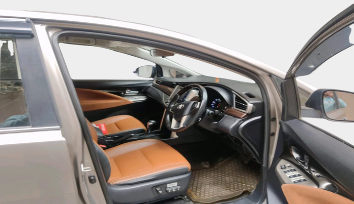 2018 Toyota Innova Crysta 2.8 ZX AT 7 STR, Diesel, Automatic, 43,298 km, interior