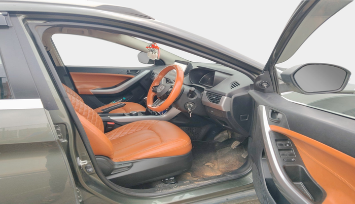 2022 Tata NEXON XM SUNROOF PETROL, Petrol, Manual, 75,736 km, interior
