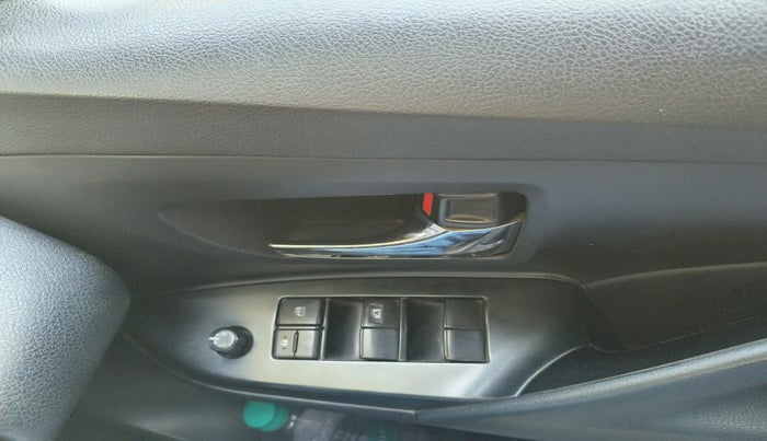 2017 Toyota Innova Crysta 2.4 GX 8 STR, Diesel, Manual, 2,38,742 km, interior