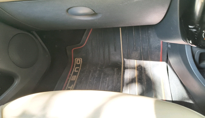 2013 Renault Duster 85 PS RXL DIESEL, Diesel, Manual, 1,59,983 km, interior