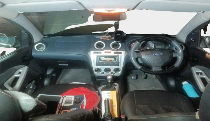 2013 Ford Figo TITANIUM 1.4 DIESEL, Diesel, Manual, 71,160 km, interior