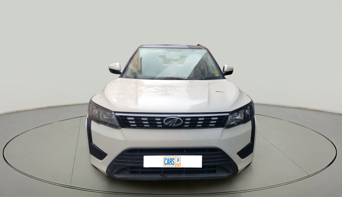2019 Mahindra XUV300 W6 1.2 PETROL, Petrol, Manual, 46,429 km, exterior